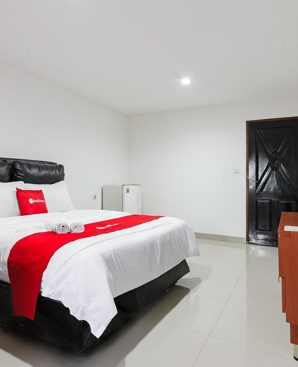 RedDoorz Room