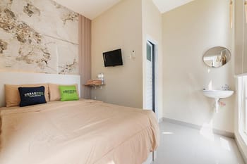 Urbanview Hotel Edelweiss Syariah Palembang by RedDoorz