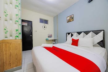 RedDoorz near Museum Bank Indonesia Jakarta