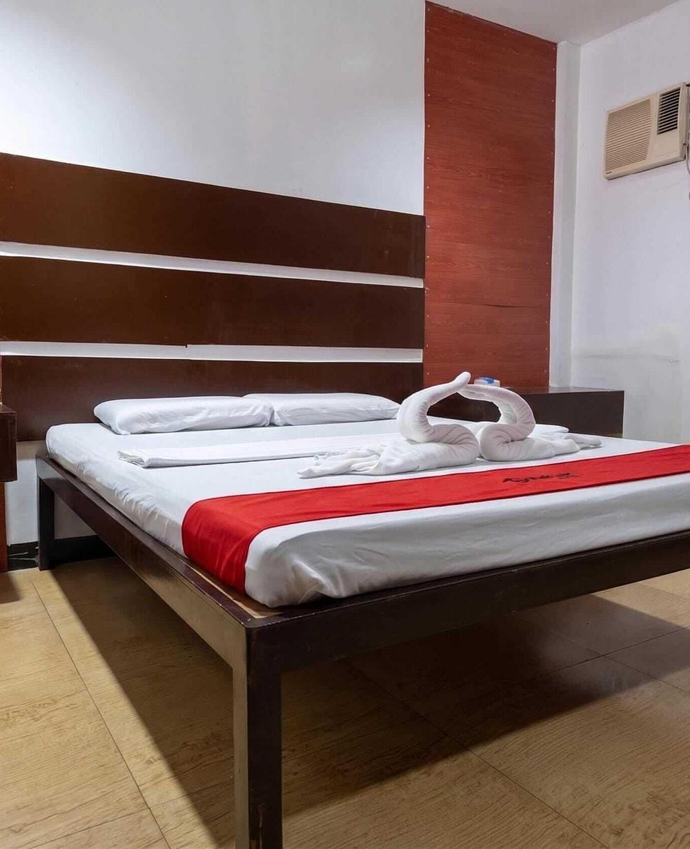RedDoorz Standard Room