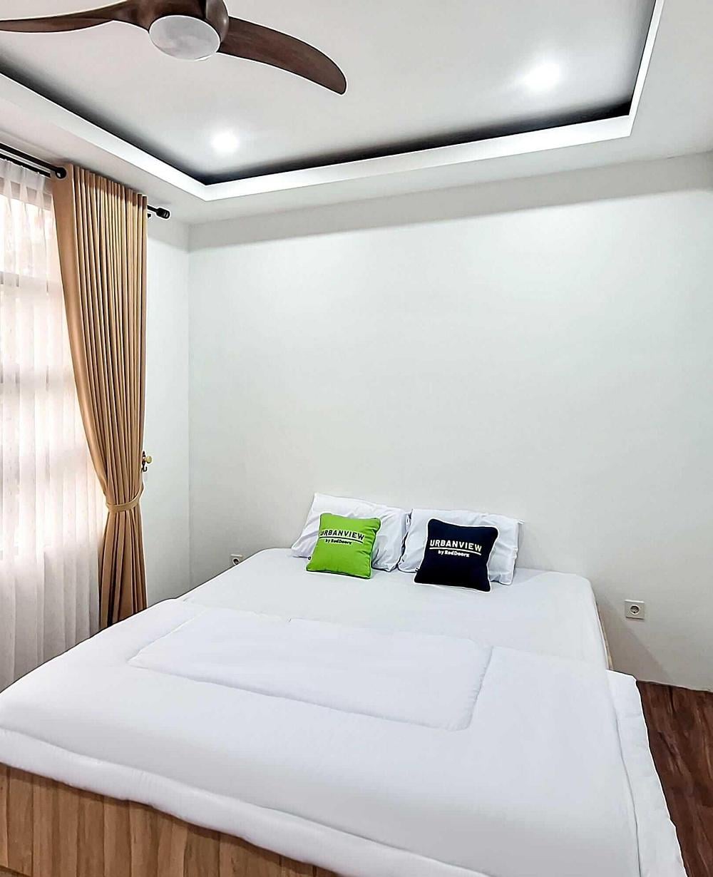 SALE Room