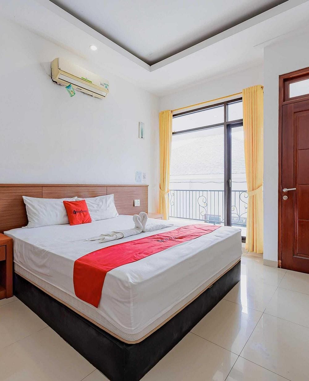 RedDoorz Room