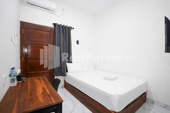 Ndalem Tamanan Syariah RedPartner
