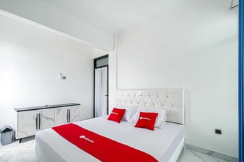 RedDoorz Syariah near Sukabumi City Station 2