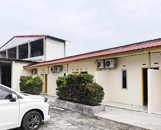 RedDoorz near Pantai Indah Sialang Buah