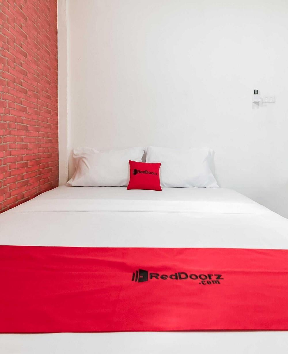 RedDoorz SALE