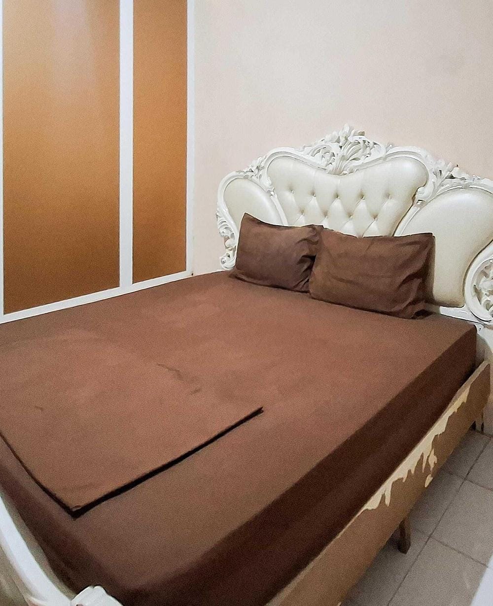 RedDoorz Deluxe Room
