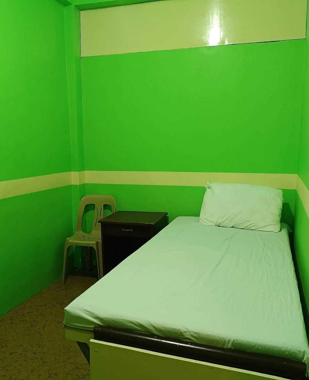 Single Fan Room with Shared Bathroom