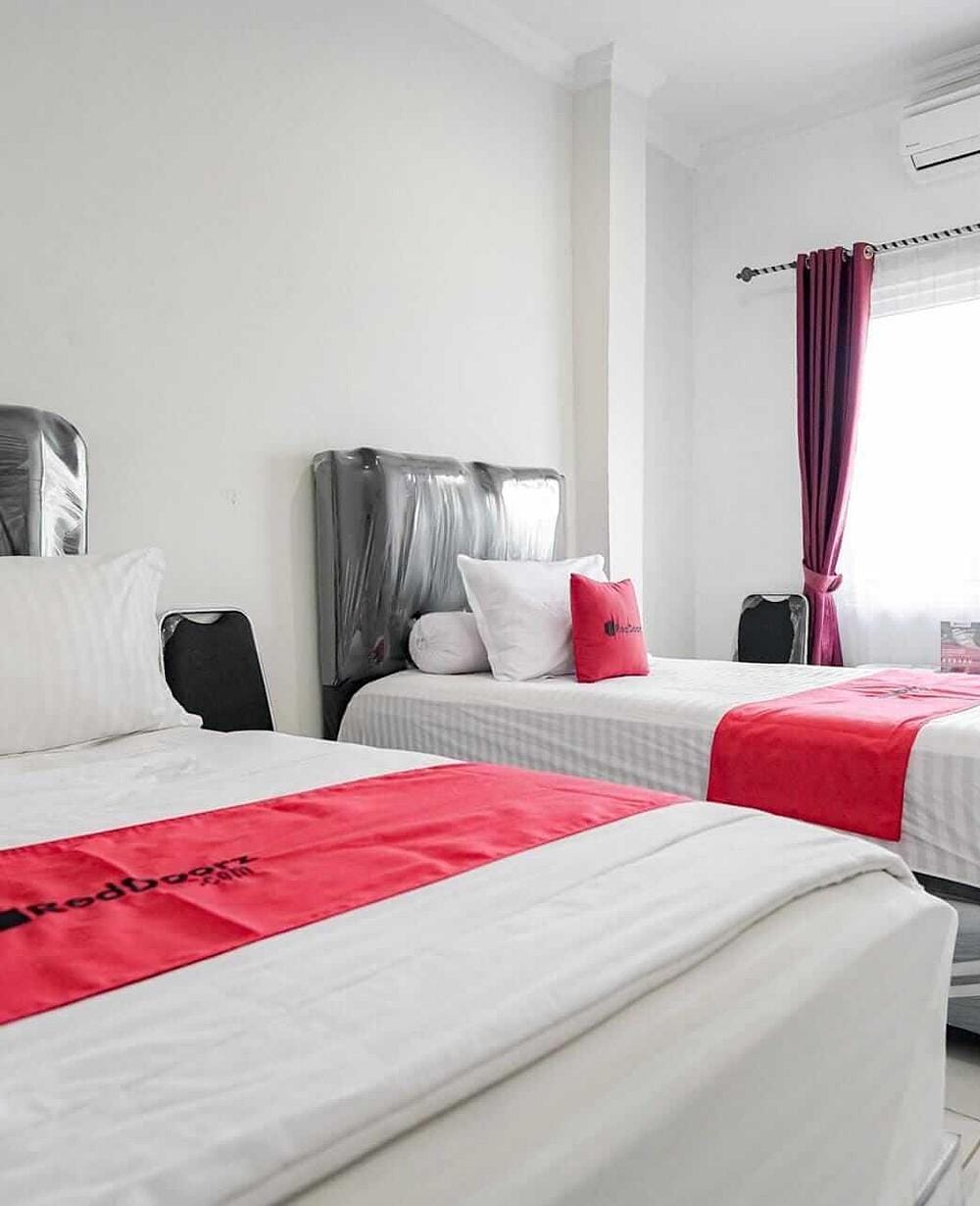 RedDoorz Suite