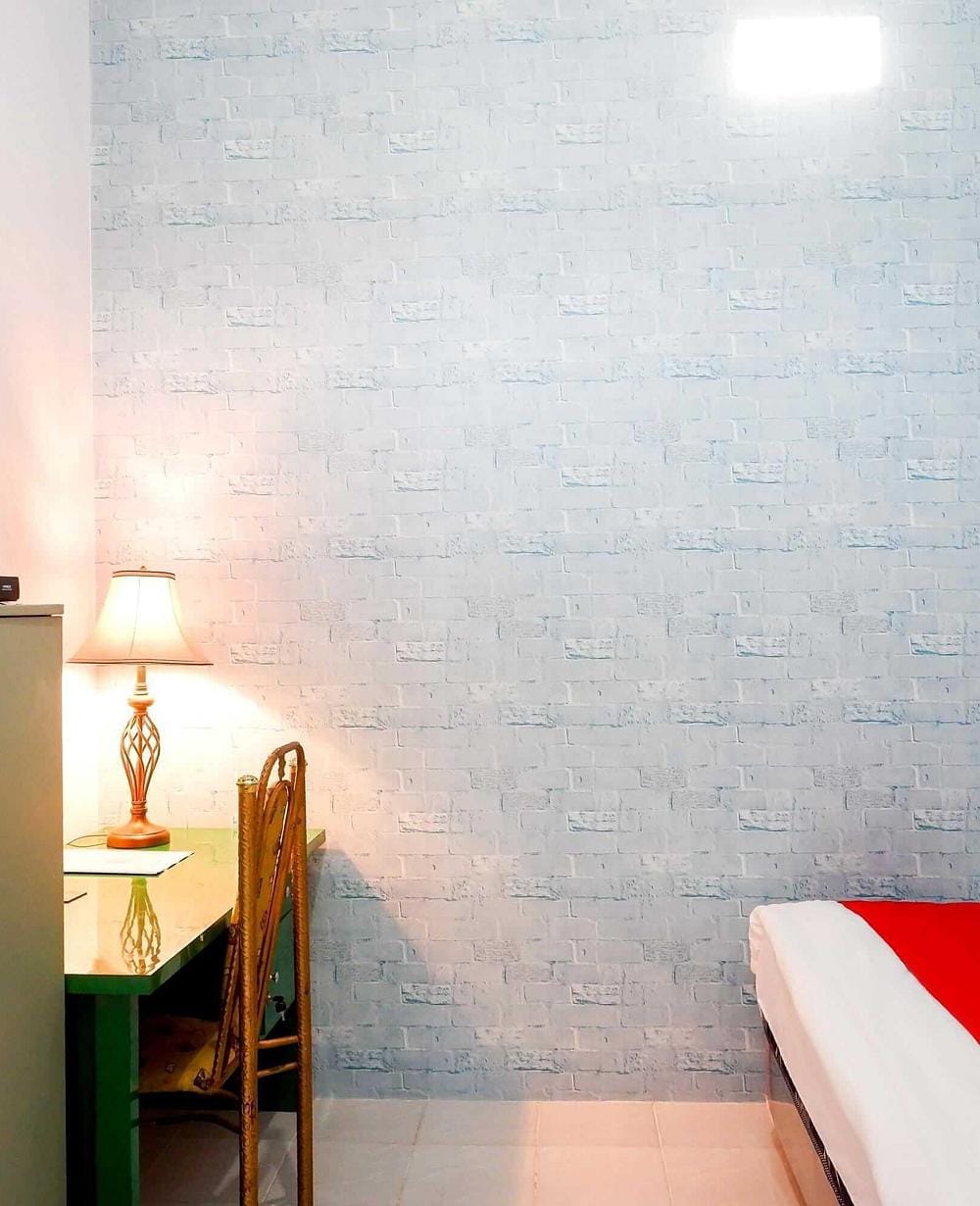 RedDoorz Superior Twin Room