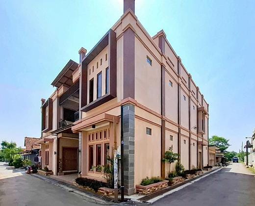 RedDoorz Syariah Near Exit Toll Pekalongan 2