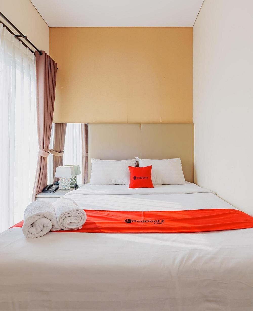 RedDoorz Room
