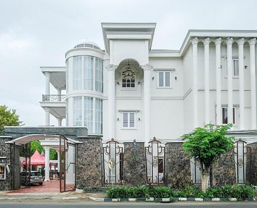 Urbanview Hotel Trisna Tulungagung