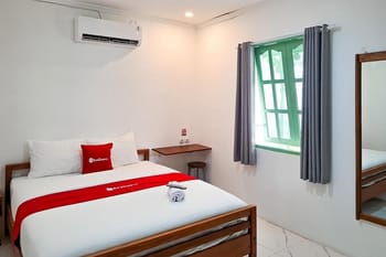 RedDoorz @ Amala Heritage Bojonegoro