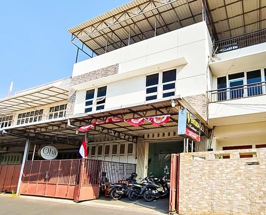 Urbanview Ventura Residence near Kota Lama Semarang