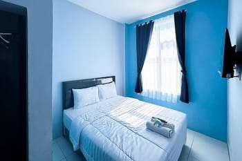 3S Guesthouse near UNS Solo RedPartner