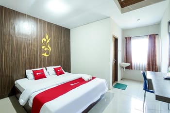 RedDoorz near Exit Toll Kalijati Subang
