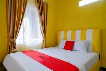 RedDoorz near Terminal Mendolo Wonosobo