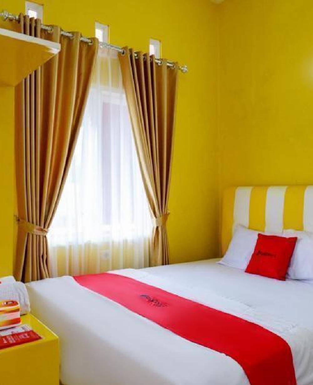 RedDoorz Room