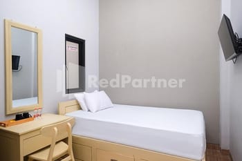 DR Living Syariah Solo RedPartner