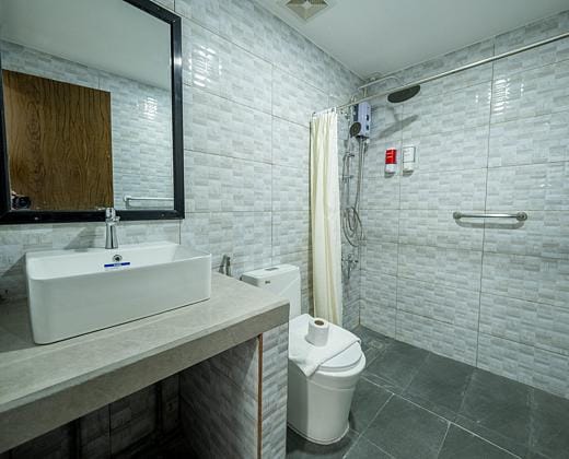 RedDoorz @ La Casa Guesthouse former RedDoorz at Tamarind Street Angeles City