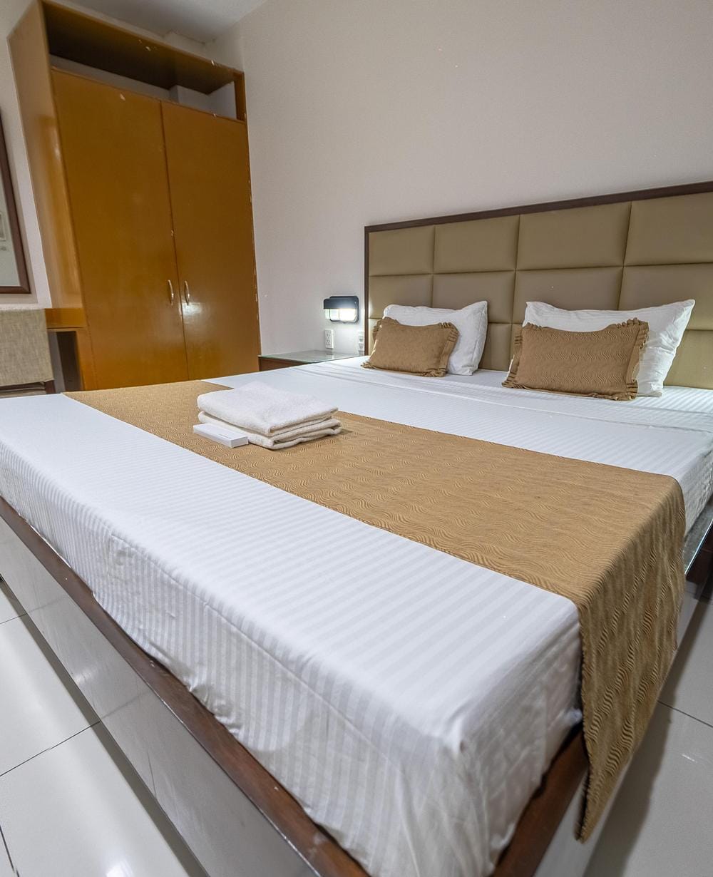RedDoorz Room