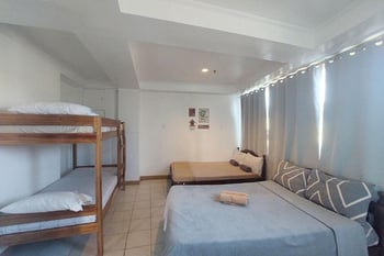 Ace Travellers Inn Puerto Princesa City by RedDoorz