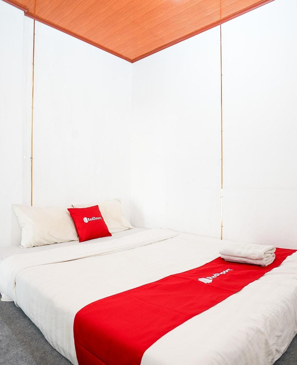 RedDoorz Suite