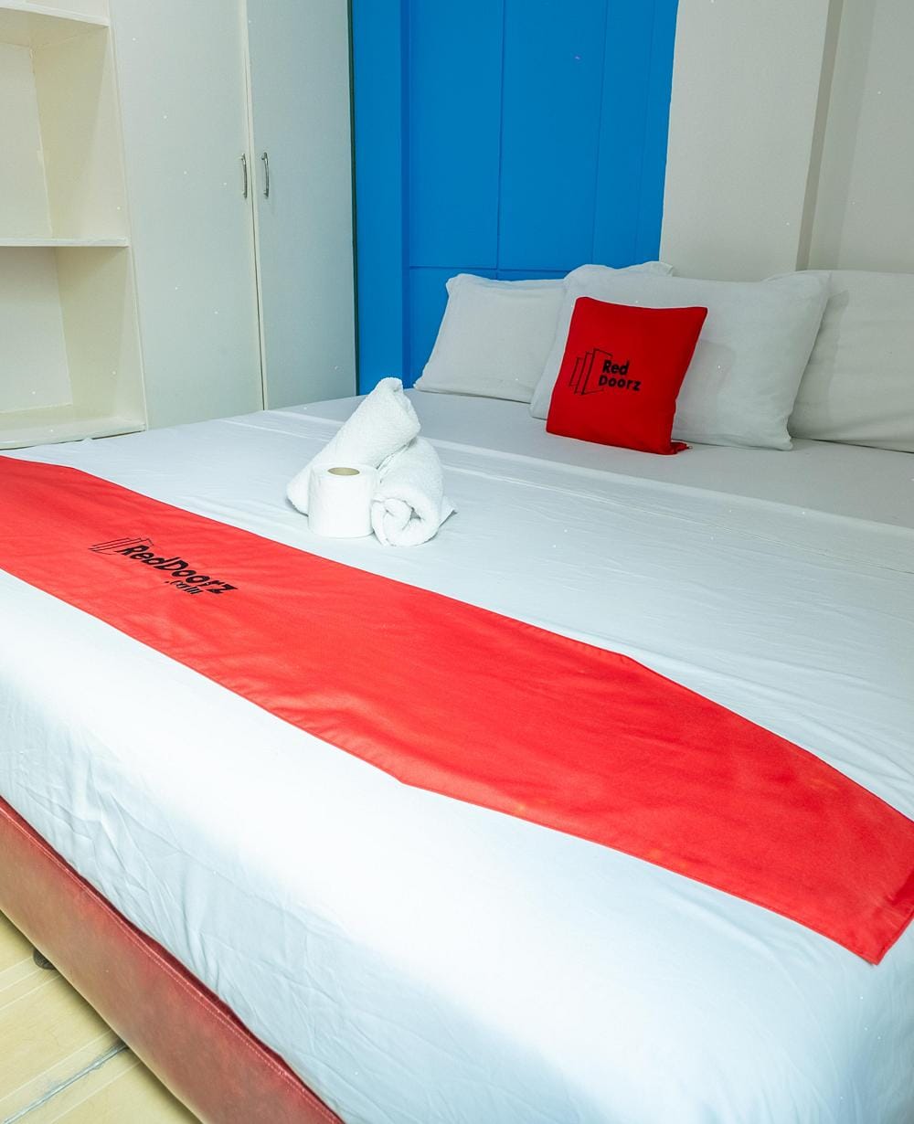 RedDoorz Suite
