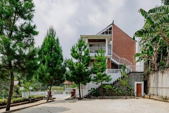 Villa Paramadina by The Lavana
