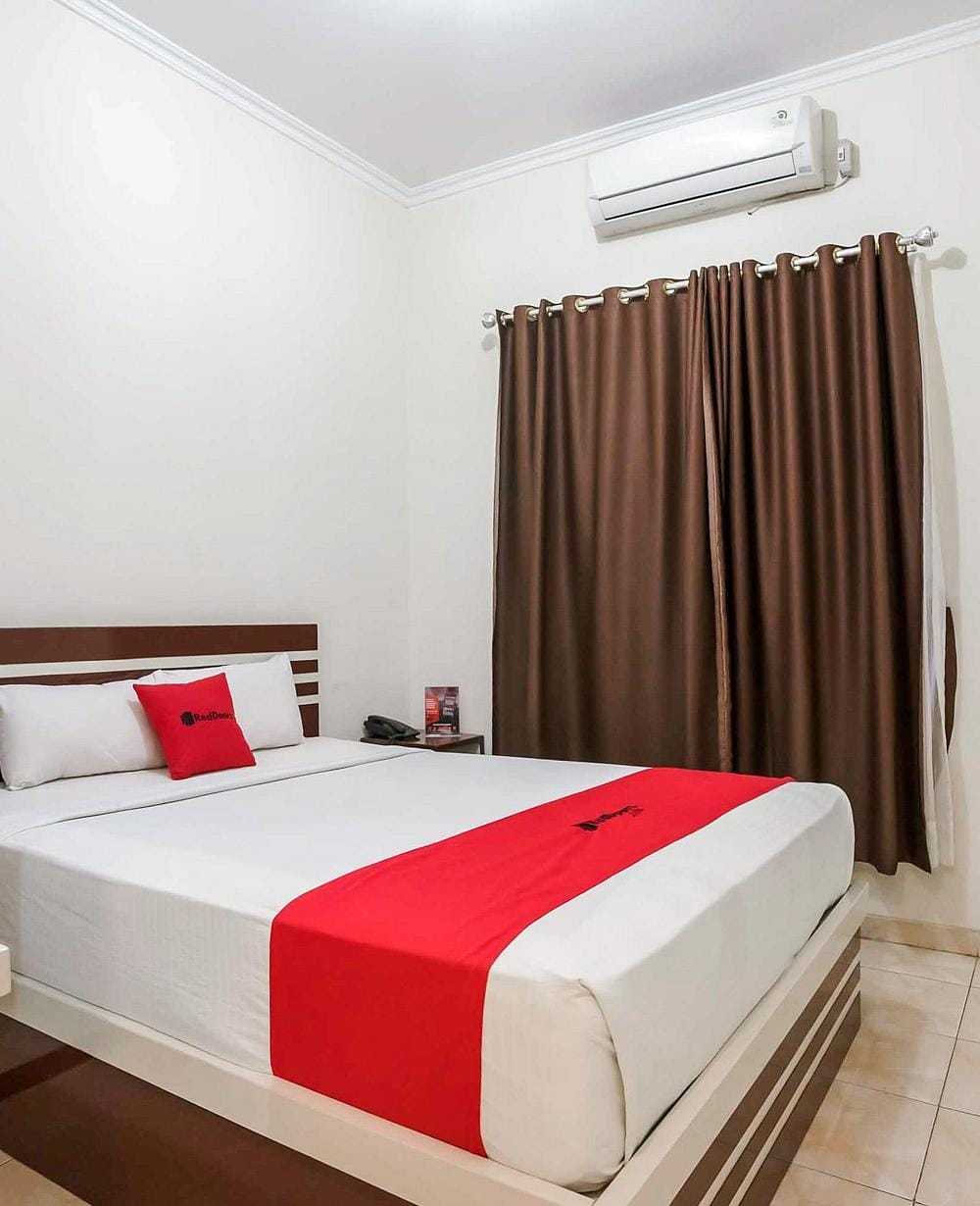 RedDoorz SALE