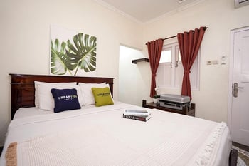 Urbanview Monginsidi Heritage Yogyakarta