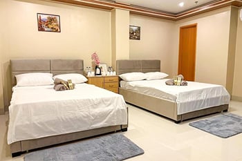 RedDoorz at C&H Transient House San Miguel Iloilo