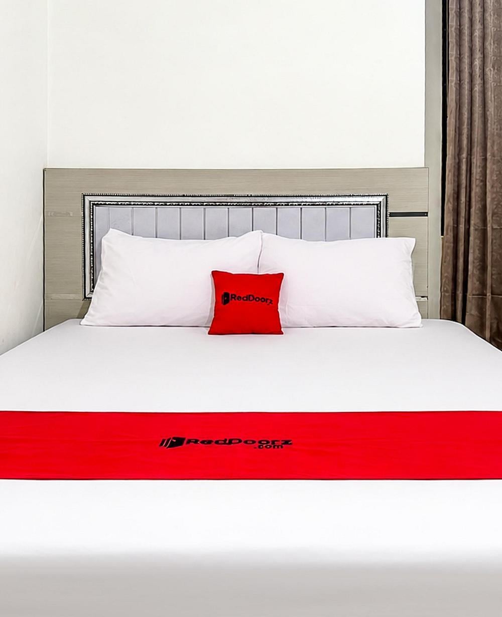 RedDoorz SALE