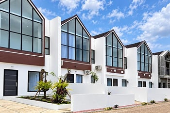 The Lavana Signature Villa Gauri Batu