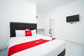 RedDoorz @ Akcaya Mukti Homestay YIA Kulonprogo