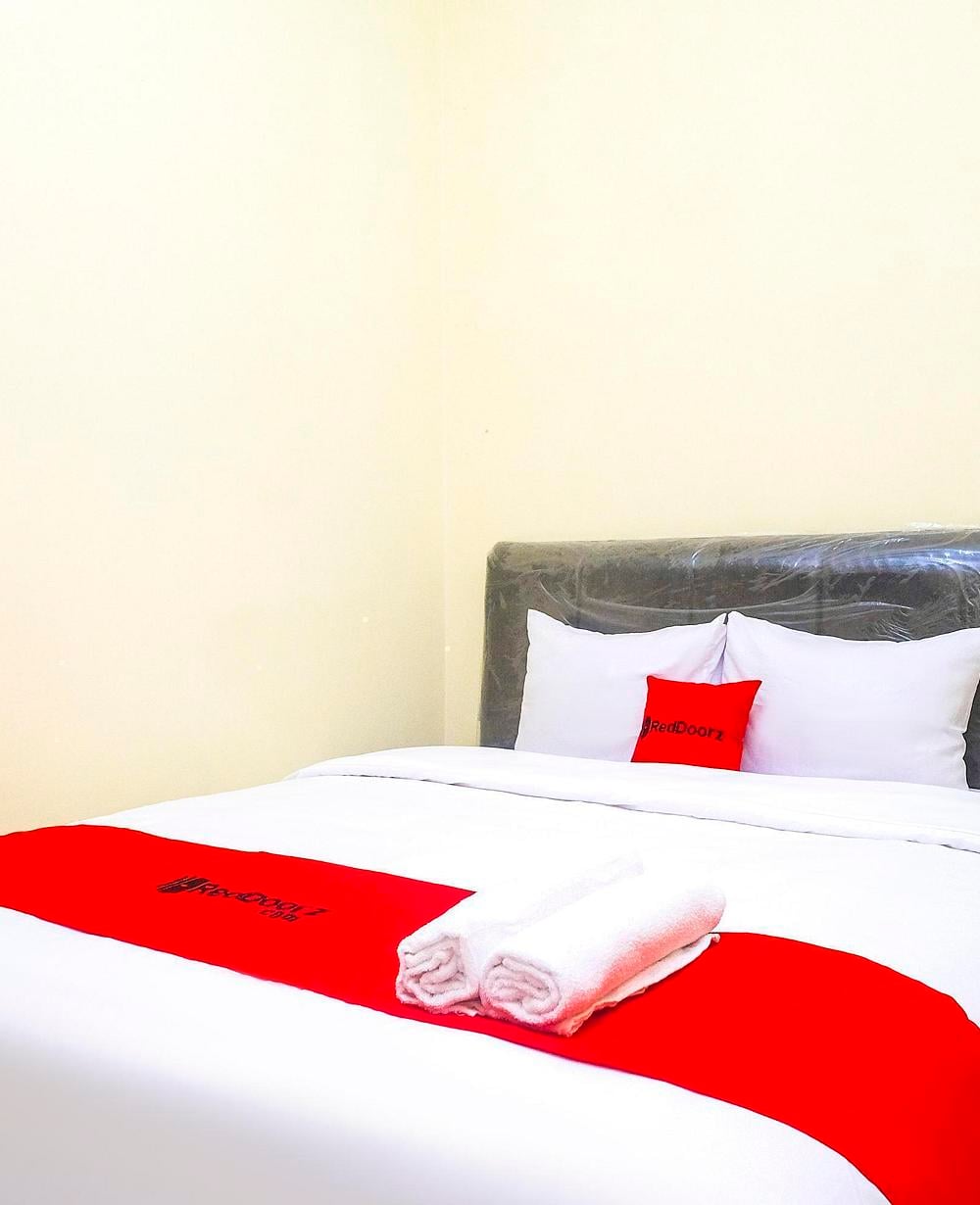 RedDoorz Room