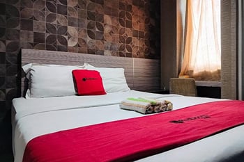 RedDoorz @ Dkomo Manado