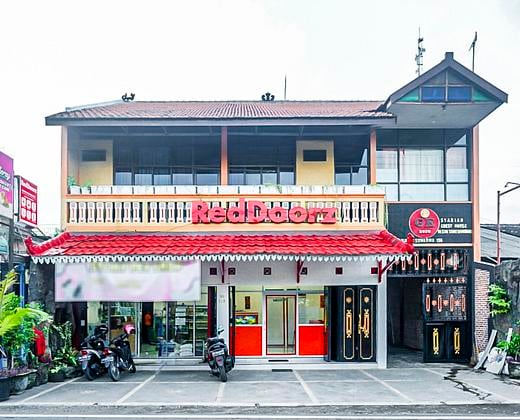 RedDoorz Syariah near Exit Tol Ngemplak Solo