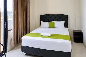 Urbanview Hotel Pandan Wangi Suite