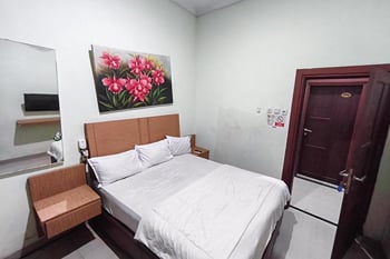 RedDoorz near Nipah Mall Makassar