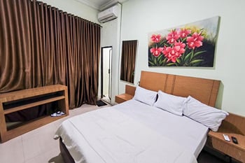RedDoorz near Nipah Mall Makassar