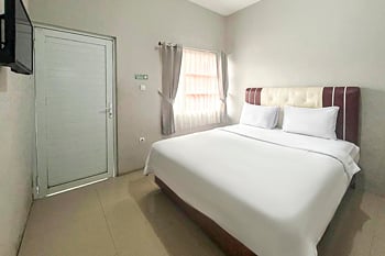 Saung Katineung Guesthouse Mitra RedDoorz