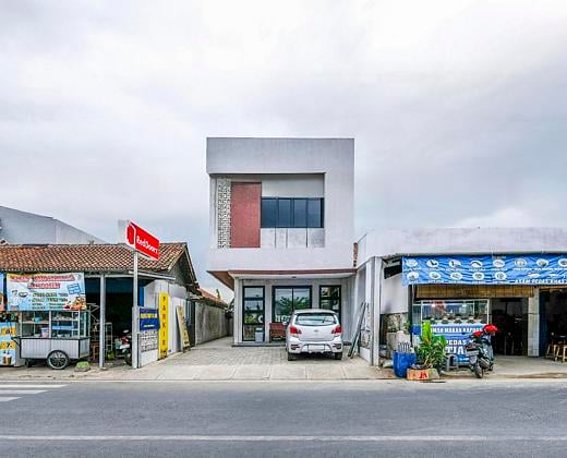 RedDoorz near Stasiun Purwokerto 2