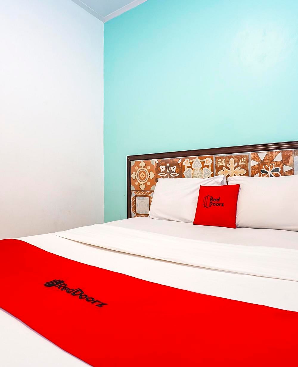RedDoorz Room