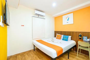 SANS FYBED Hotel Semarang