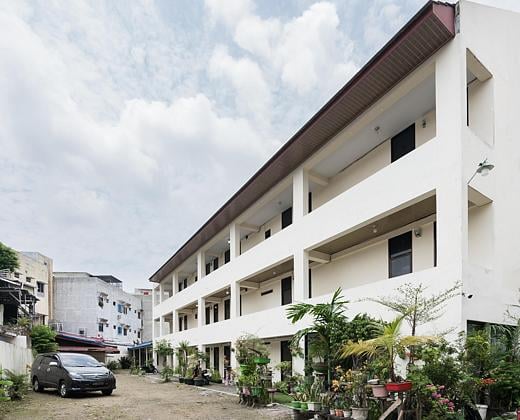 Urbanview Hotel MD Residence