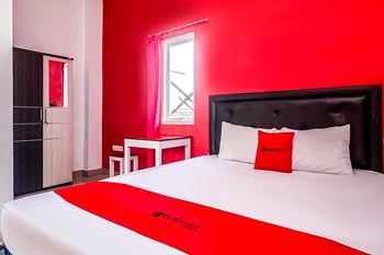 RedDoorz near Pakuwon Mall Solo Baru