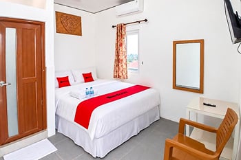 RedDoorz @ Orien Guesthouse Pematang Siantar