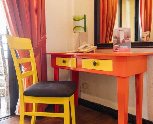 RedDoorz Plus @ The Ridge Tagaytay